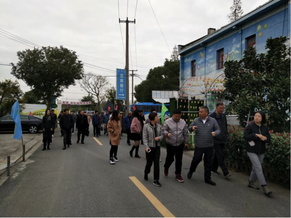 青浦應(yīng)急局、青浦聯(lián)通和磊諾公司“共建美麗鄉(xiāng)村、打造和諧家園”聯(lián)建活動舉辦(圖2)